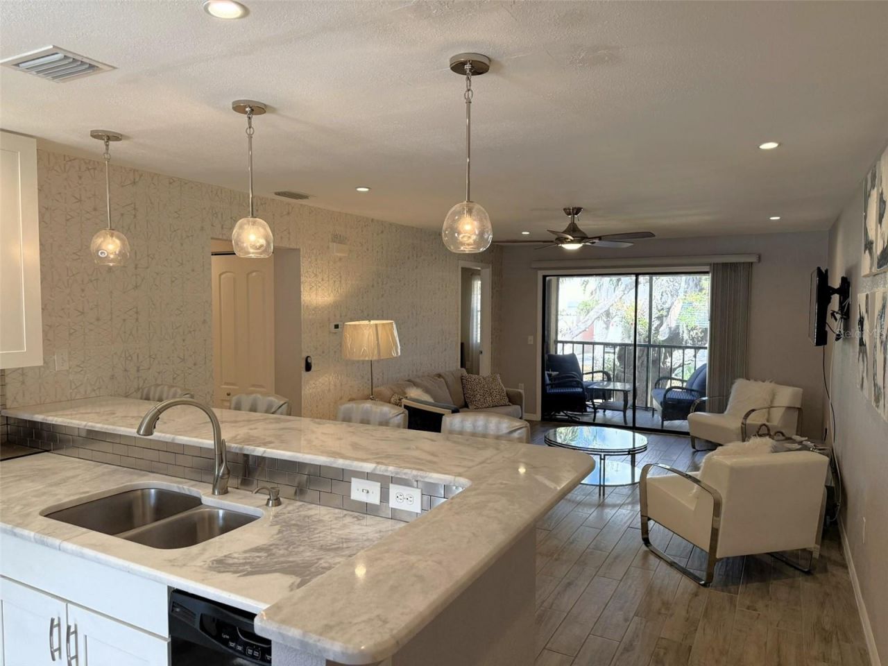 3001 58th Avenue S, Unit 610, Saint Petersburg, FL 33712 Photo
