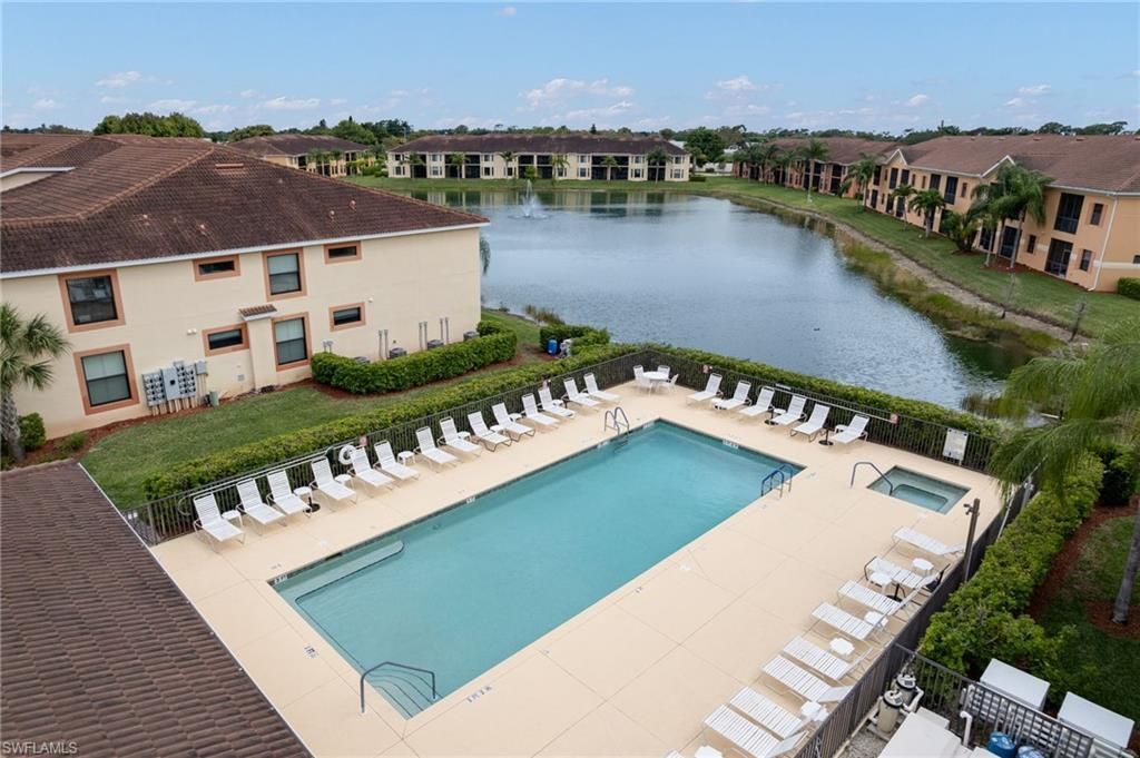13710 Julias Way, Unit 915, Fort Myers, FL 33919 Photo