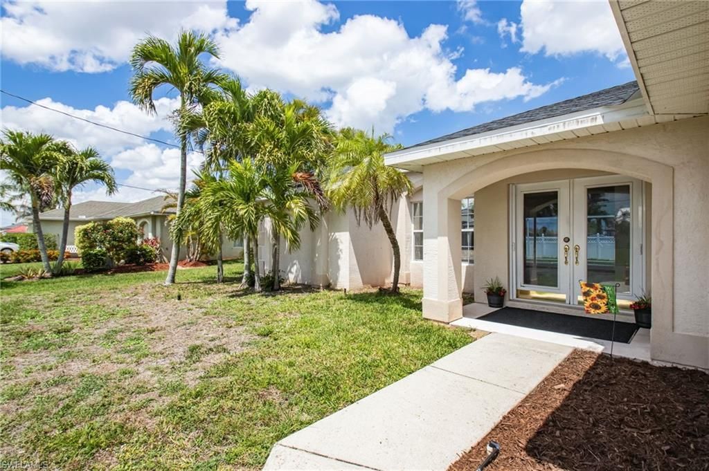 5333 SW 16th Pl, Cape Coral, FL 33914 Photo