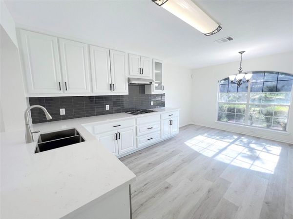 2725 Summerwalk PL, Round Rock, TX 78665