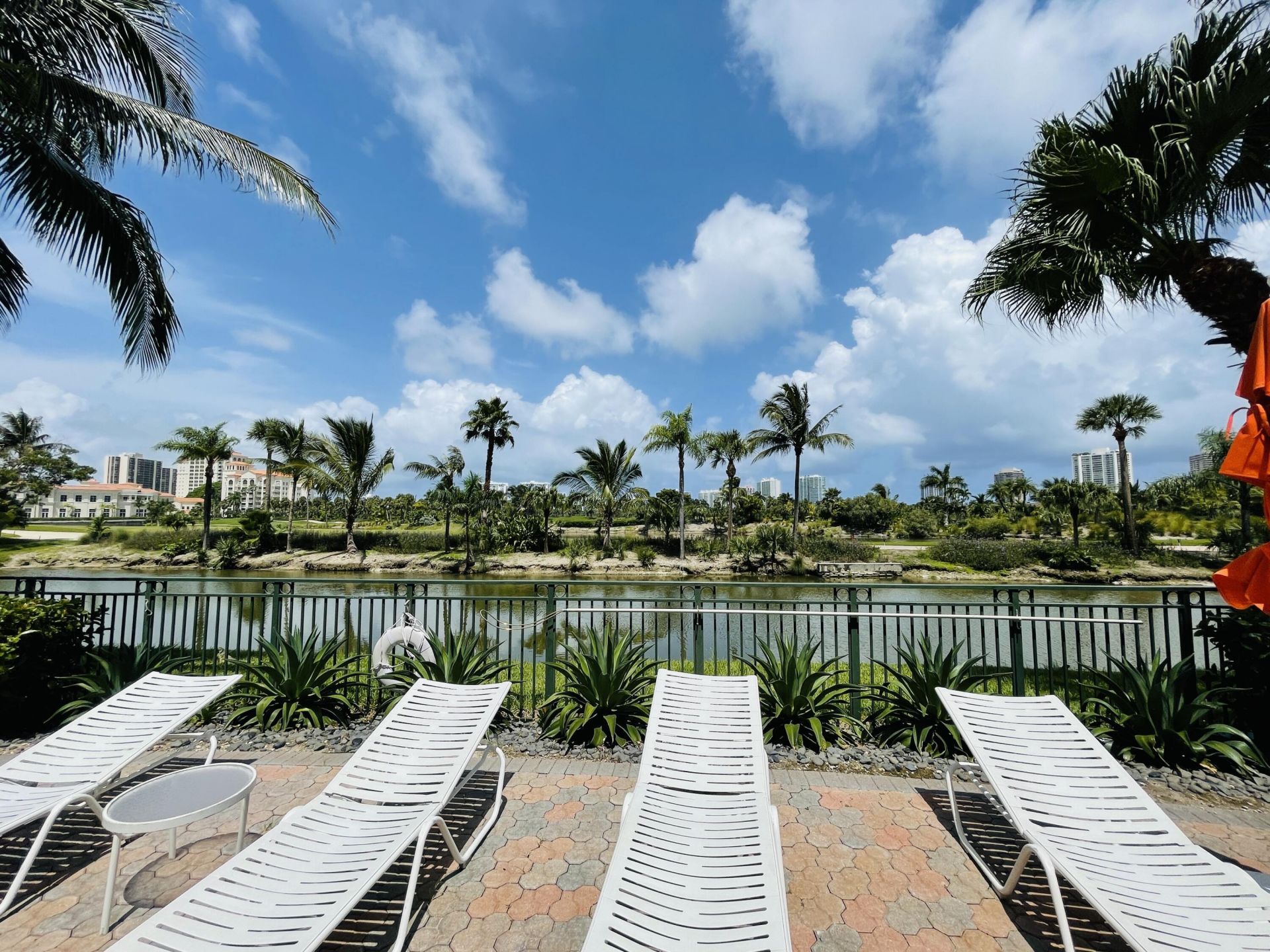 19900 E Country Club Drive, Unit 210, Aventura, FL 33180 Photo
