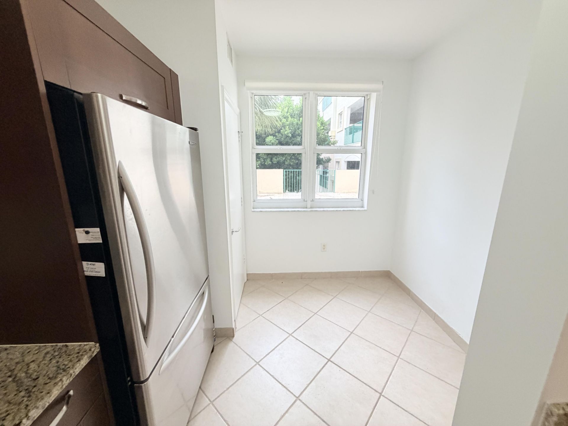 19900 E Country Club Drive, Unit 210, Aventura, FL 33180 Photo