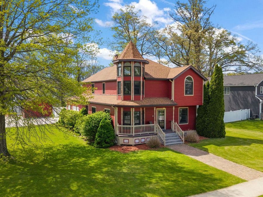 Property Image 4
