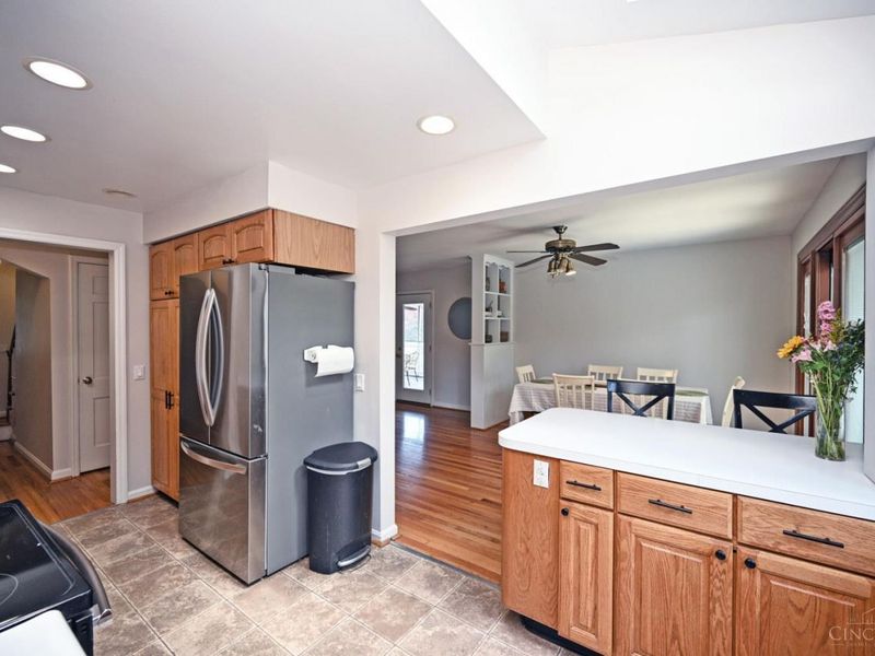 7123 Silver Crest Drive, Sycamore Township, OH 45236 Photo 12