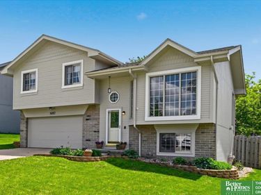14767 Boyd Street , Omaha, NE 68116