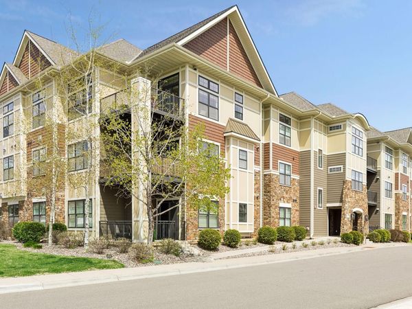 15420 Oakcroft Place, Unit 223, Wayzata, MN 55391