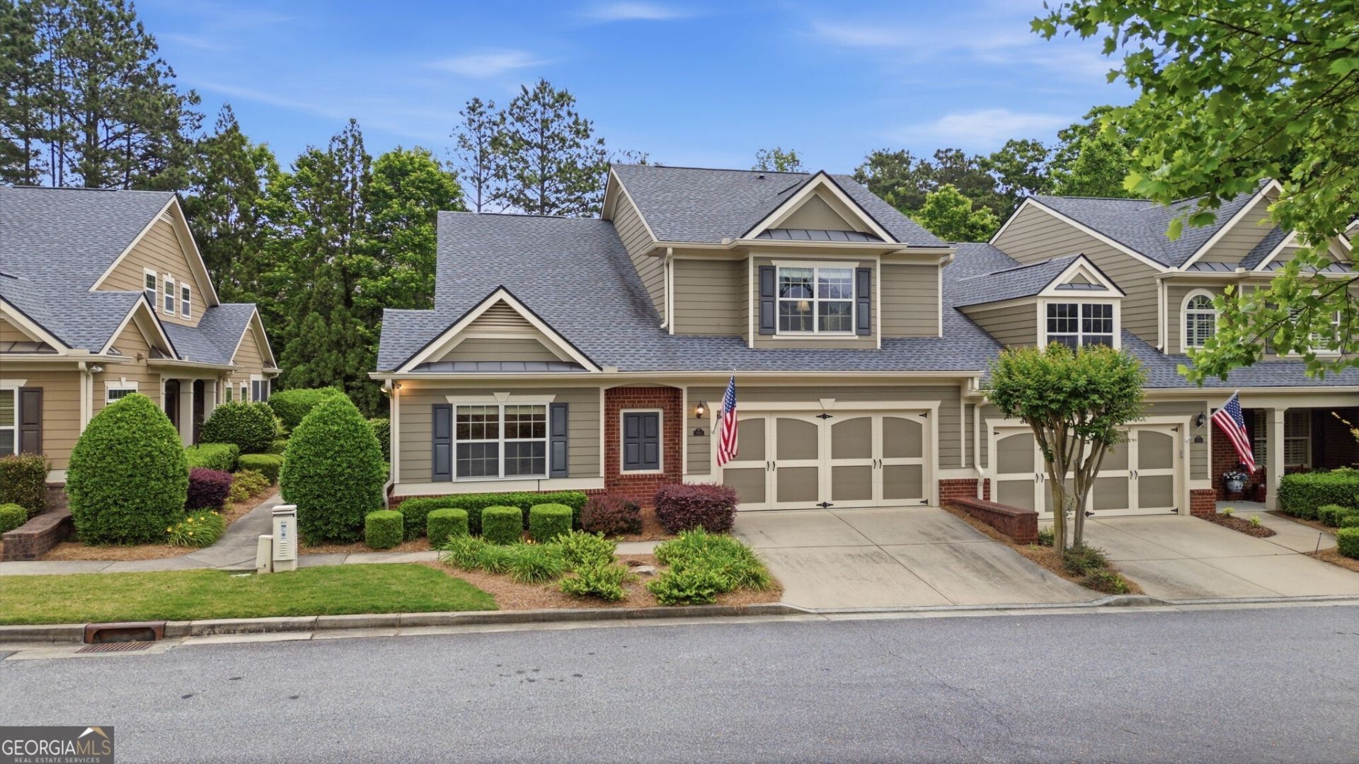 1945 Brannon Commons Circle, Cumming, GA 30041 Main Photo