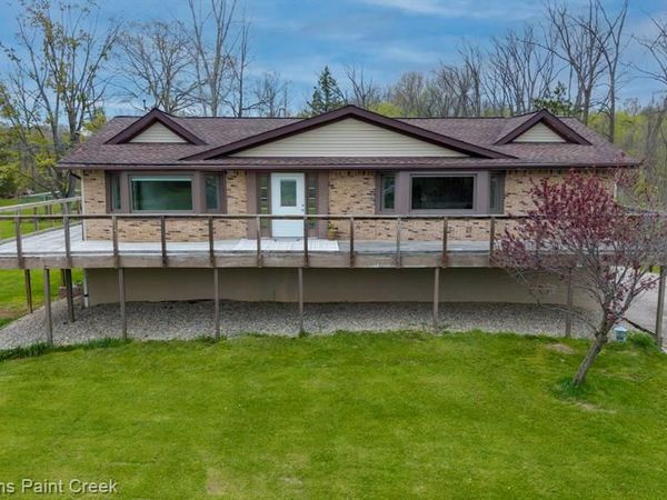 755 E Romeo Road, Addison Twp, MI 48367