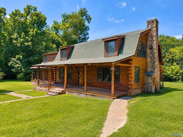 3809 South Chapel Hill Road, Decatur, AL 35603