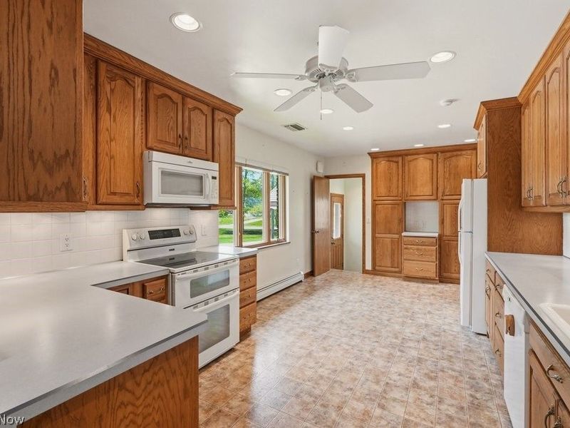 1463 Royalwood Road, Broadview Heights, OH 44147 Photo 17