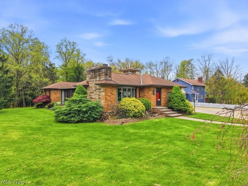 1463 Royalwood Road, Broadview Heights, OH 44147 Photo 3