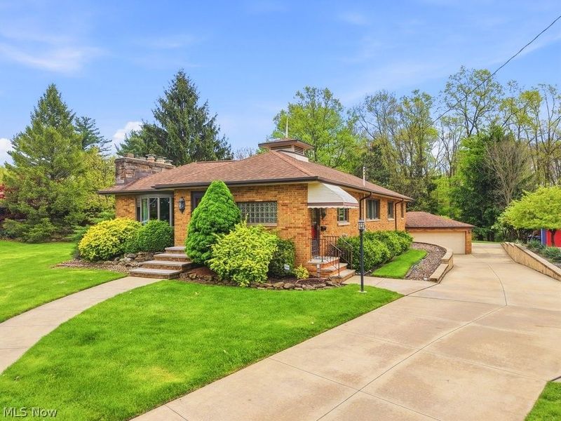 1463 Royalwood Road, Broadview Heights, OH 44147 Photo 4
