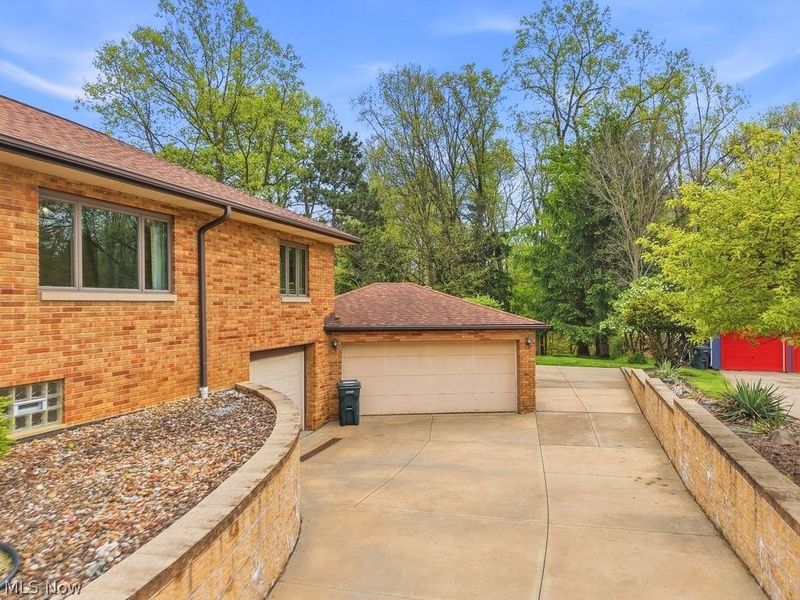 1463 Royalwood Road, Broadview Heights, OH 44147 Photo 42