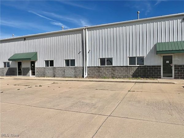33549 E Royalton Road , Unit 8, Columbia Station, OH 44028