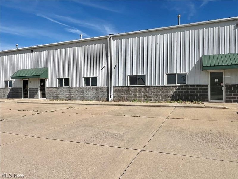33549 E Royalton Road, Unit 8, Columbia Station, OH 44028 Photo 1