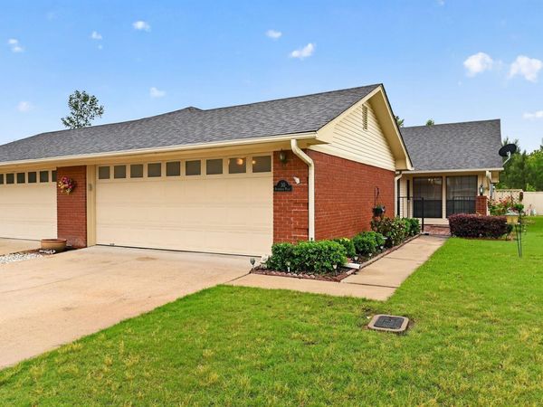 30 Summerset Place , Pine Bluff, AR 71603