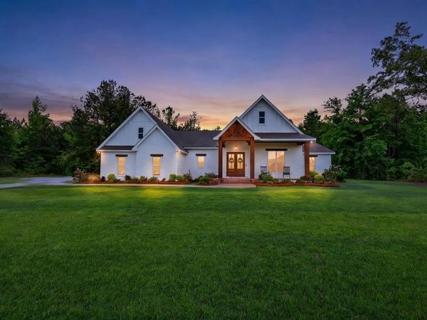 49 Whistlestop, Sumrall, MS 39482