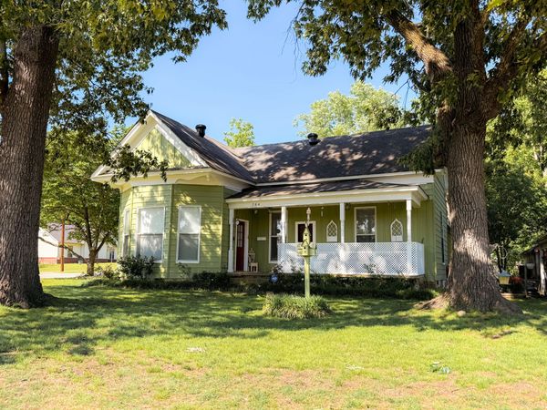 784 Brooks Street, Batesville, AR 72501