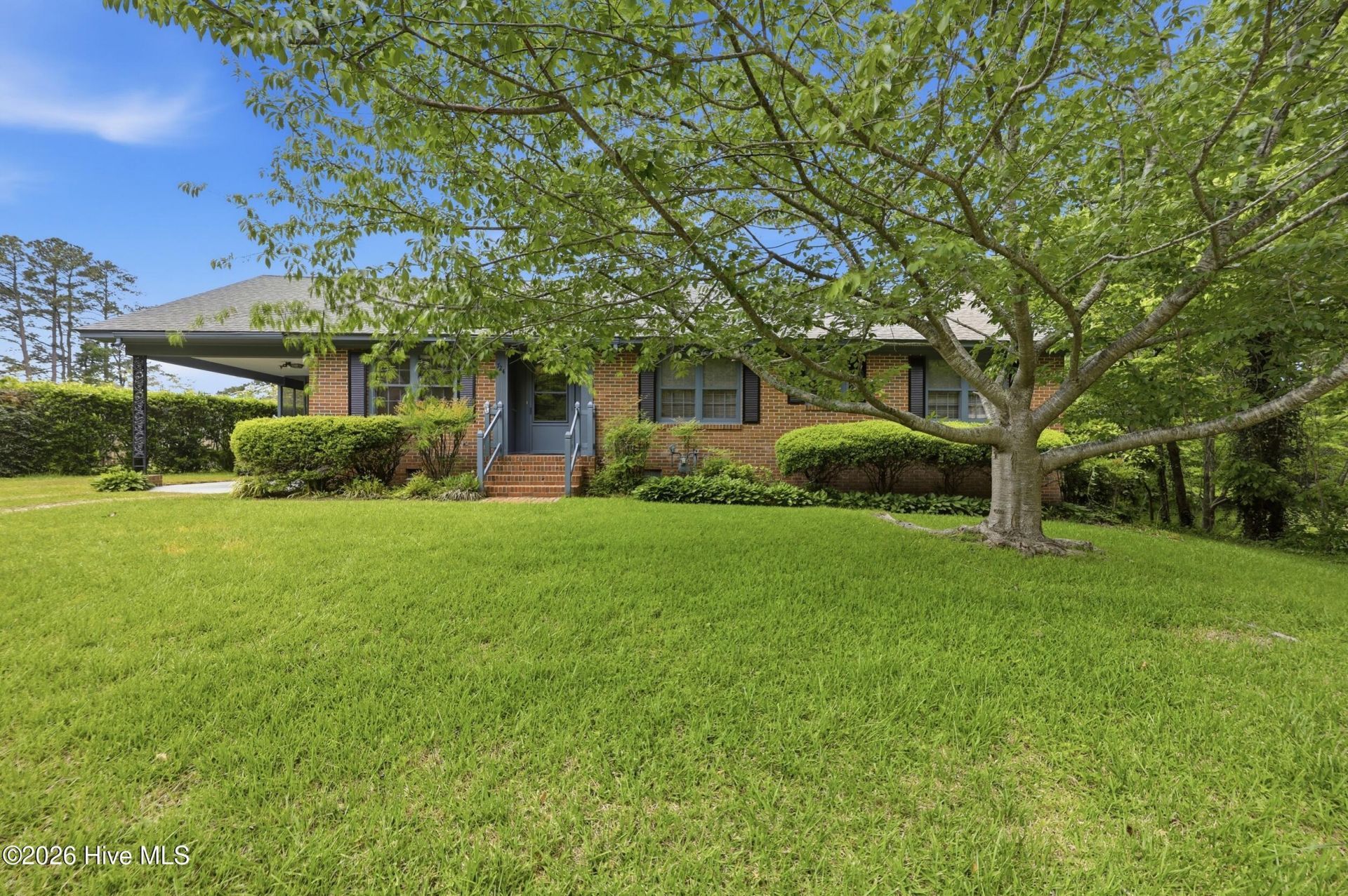 724 Whedbee Drive, Hertford, NC 27944 Main Photo