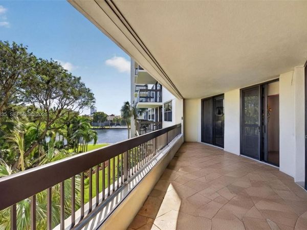2900 NE 14th St Cswy , Unit 304, Pompano Beach, FL 33062