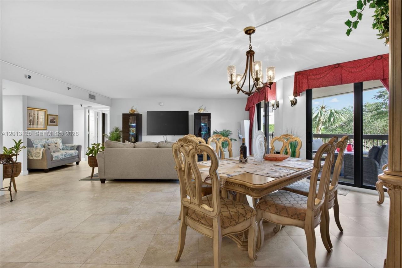 2900 NE 14th St Cswy, Unit 304, Pompano Beach, FL 33062 Photo