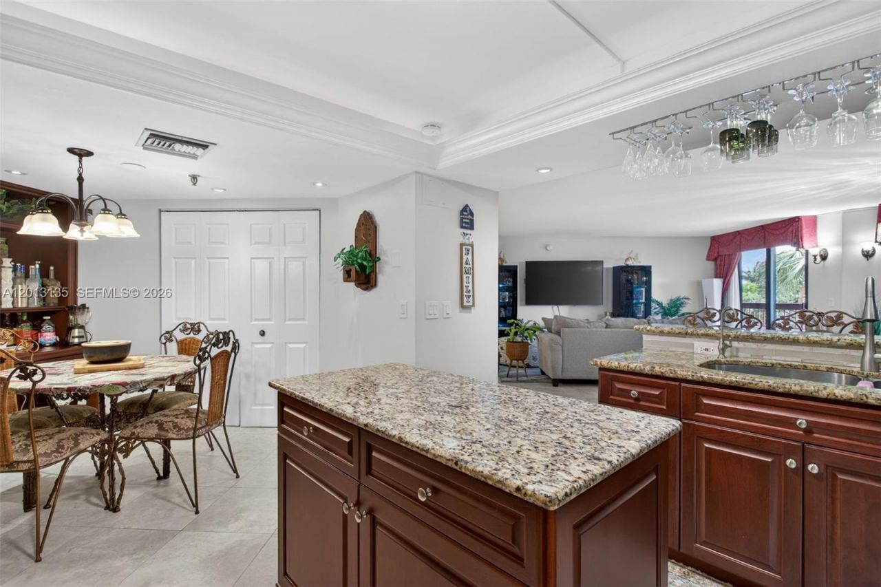 2900 NE 14th St Cswy, Unit 304, Pompano Beach, FL 33062 Photo