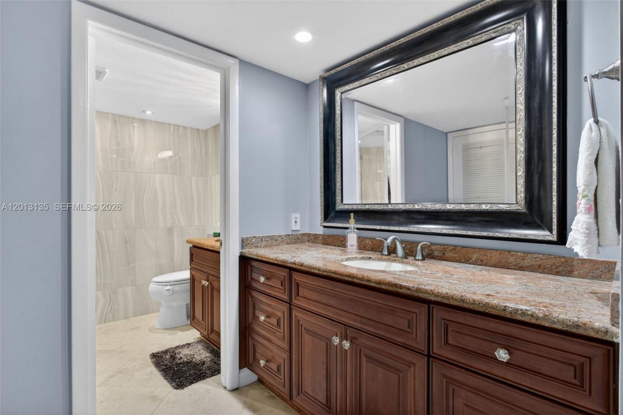 2900 NE 14th St Cswy, Unit 304, Pompano Beach, FL 33062 Photo