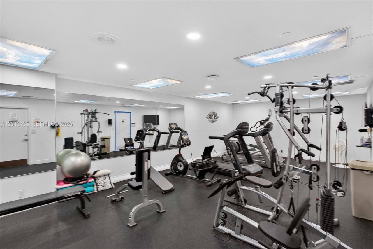 2900 NE 14th St Cswy, Unit 304, Pompano Beach, FL 33062 Photo