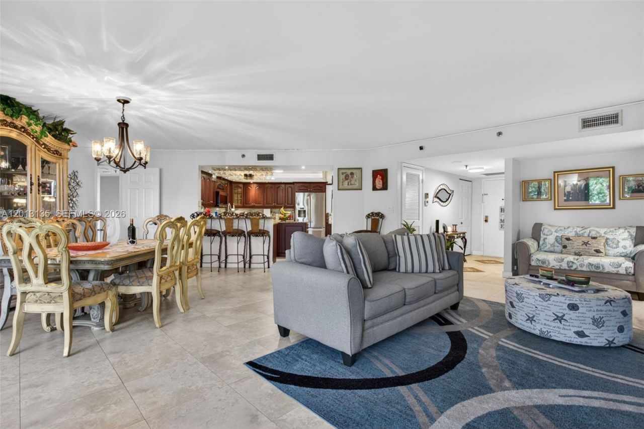 2900 NE 14th St Cswy, Unit 304, Pompano Beach, FL 33062 Photo