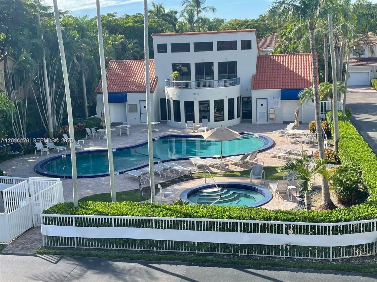 21075 NE 34th Ave, Unit 303-2, Aventura, FL 33180 Photo