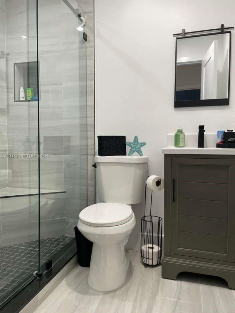326 Wilson St , Unit 106, Hollywood, FL 33019 Photo