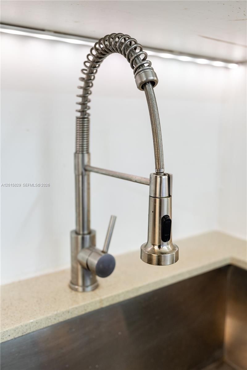 525 Meridian Ave , Unit 203, Miami Beach, FL 33139 Photo
