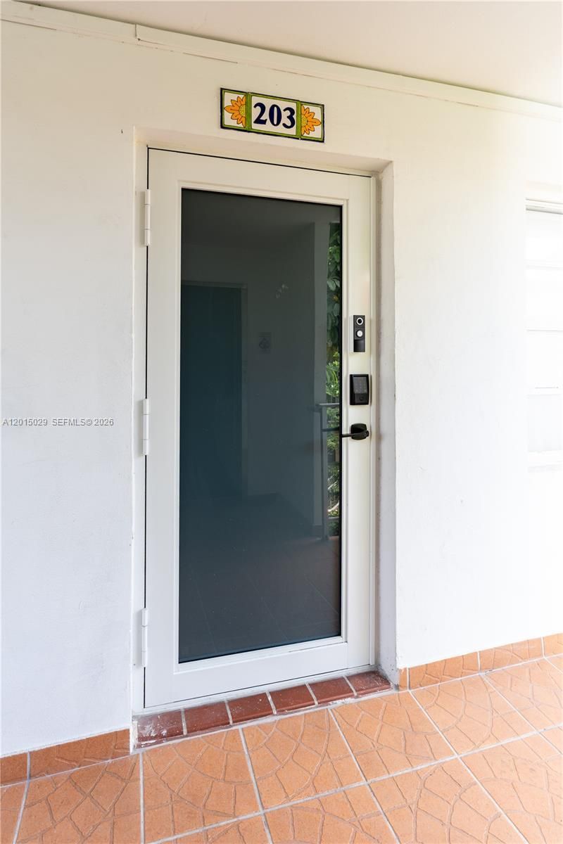 525 Meridian Ave , Unit 203, Miami Beach, FL 33139 Photo