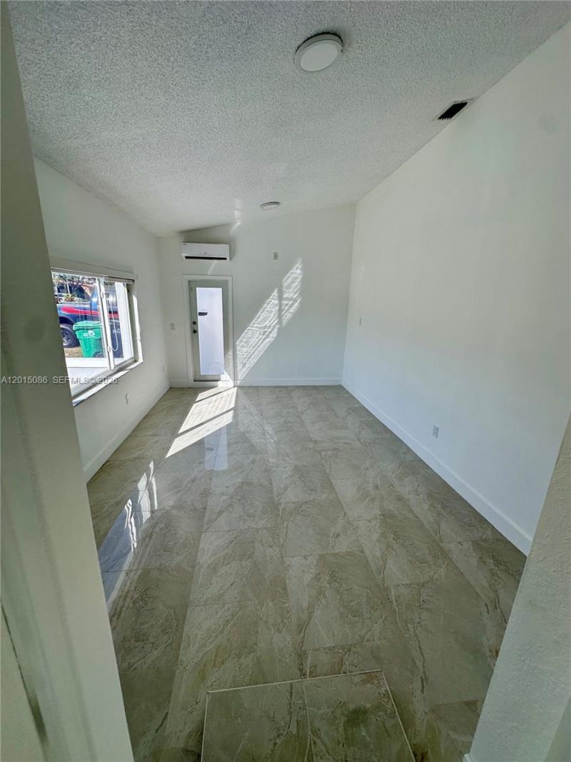 1811 SW 83rd Ave , Miami, FL 33155 Photo