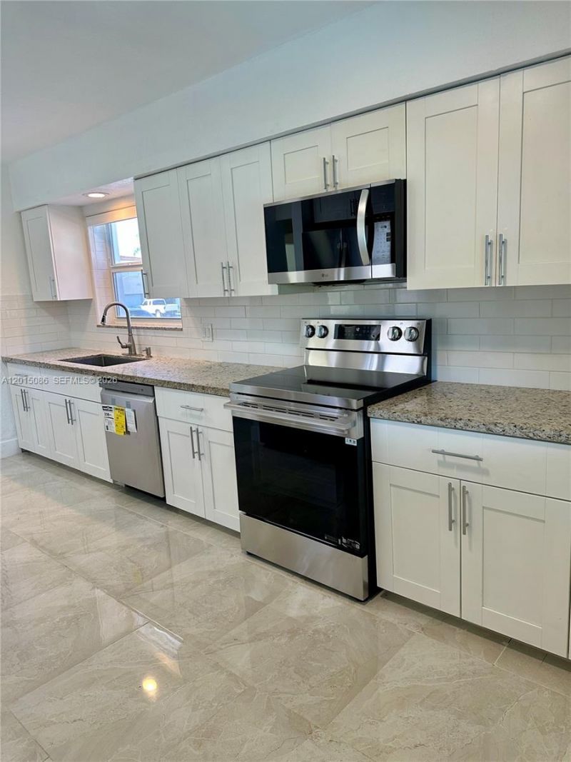 1811 SW 83rd Ave , Miami, FL 33155 Photo