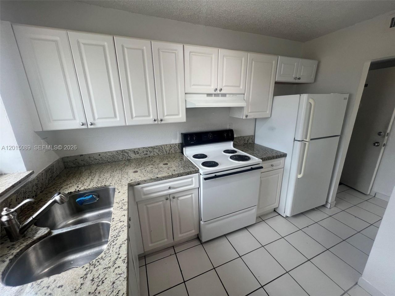 5100 SW 41st St, Unit PH6, Pembroke Park, FL 33023 Photo