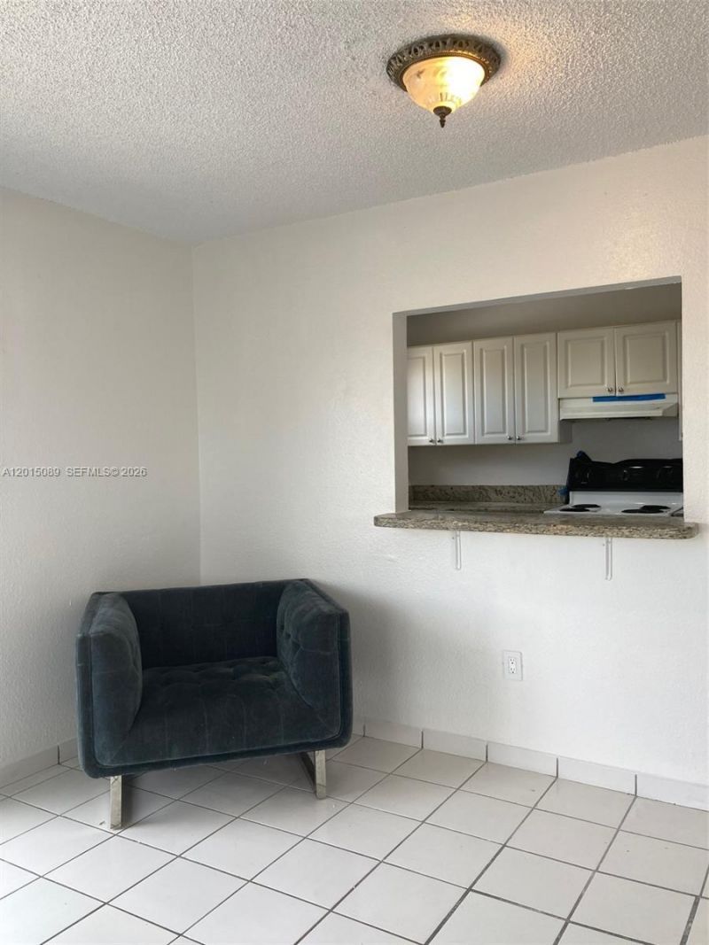 5100 SW 41st St, Unit PH6, Pembroke Park, FL 33023 Photo