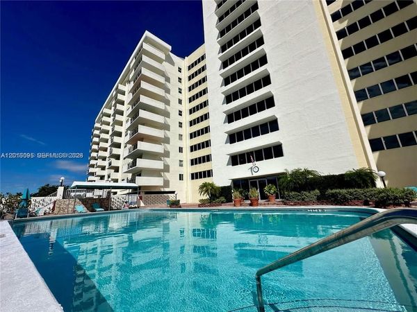 401 Golden Isles Dr , Unit 314, Hallandale Beach, FL 33009