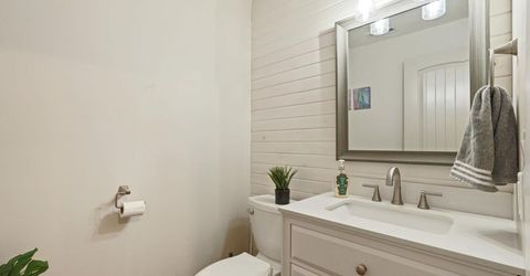595 E Augusta St, Woodbridge, CA 95258 Photo