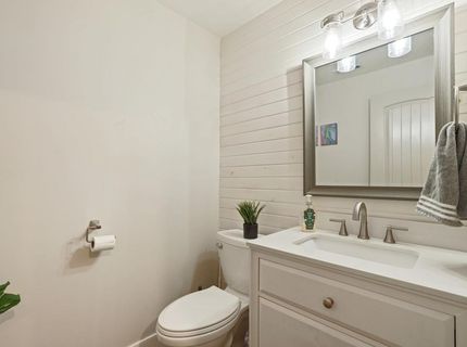 595 E Augusta St, Woodbridge, CA 95258 Photo