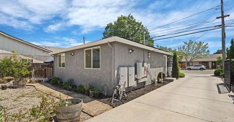 595 E Augusta St, Woodbridge, CA 95258 Photo