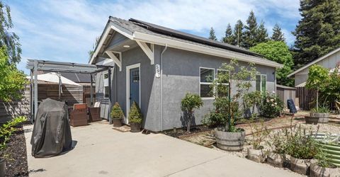 595 E Augusta St, Woodbridge, CA 95258 Photo