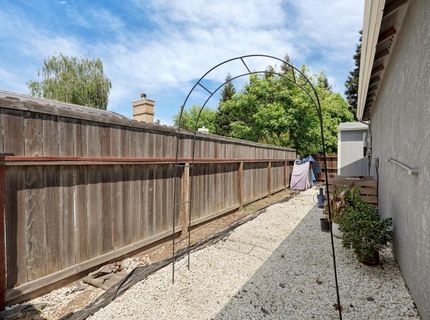 595 E Augusta St, Woodbridge, CA 95258 Photo