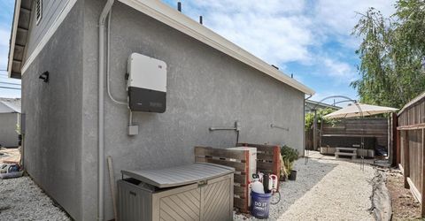 595 E Augusta St, Woodbridge, CA 95258 Photo