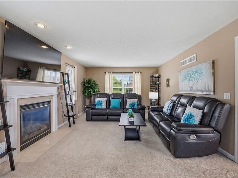 214 Scarlet Oak Drive, Monroe, OH 45050 Photo 5