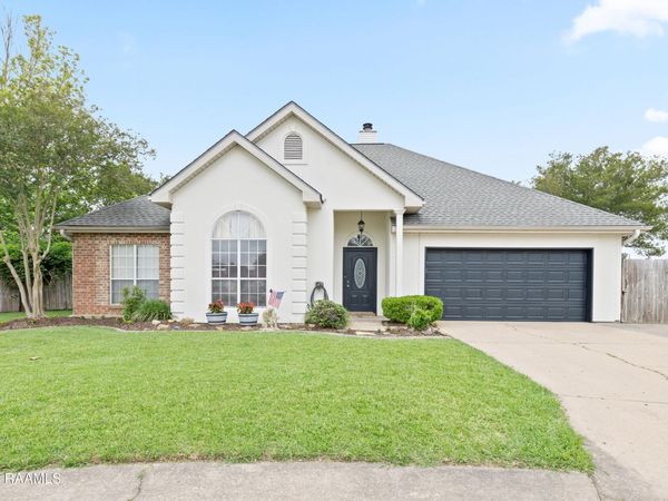 113 Doncaster Circle, Youngsville, LA 70592