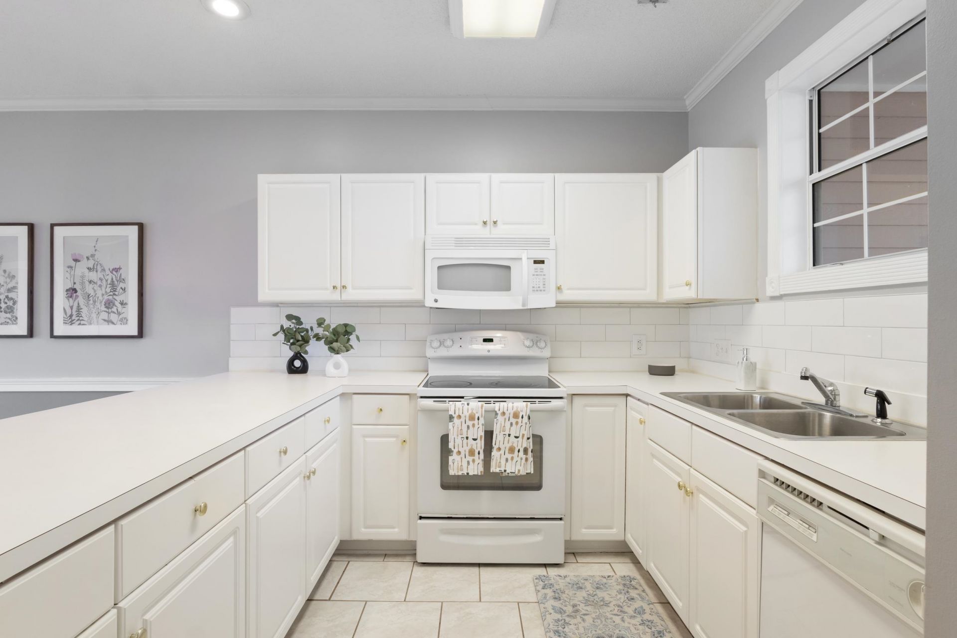 4745 Wild Iris Dr.  Photo 11