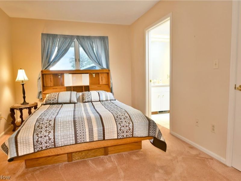 1551 Lake Crest Drive, Roaming Shores, OH 44084 Photo 38