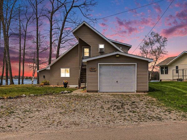 8006 Lakeside Boulevard, Hale, MI 48739
