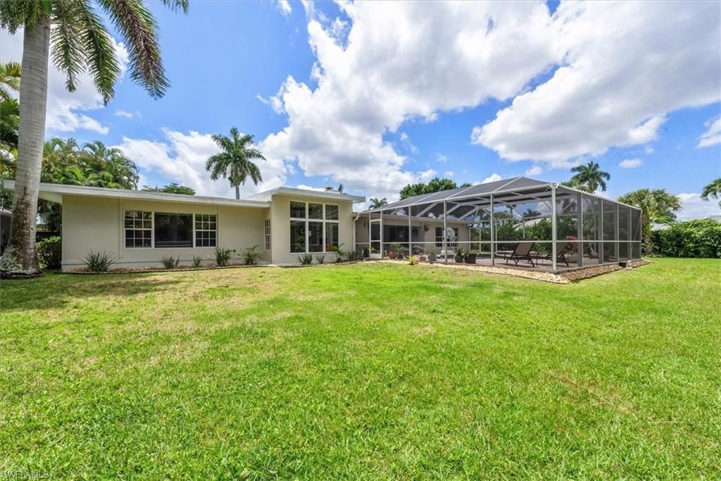991 Aqua Ln, Fort Myers, FL 33919 Photo